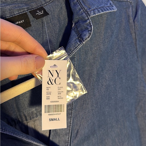 BUTTON FRONT SHIRT - Picture 3 of 4